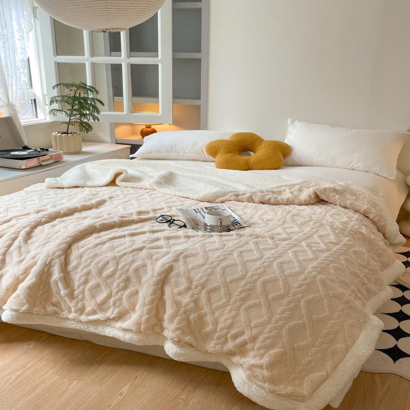 

Plush Fleece Double-Layer Multifunctional Blanket Diamond Striped Spring Autumn Warm Sofa Throws Blankets Soft Comforter for Bed 0.7x1.0m Very Small бежевый