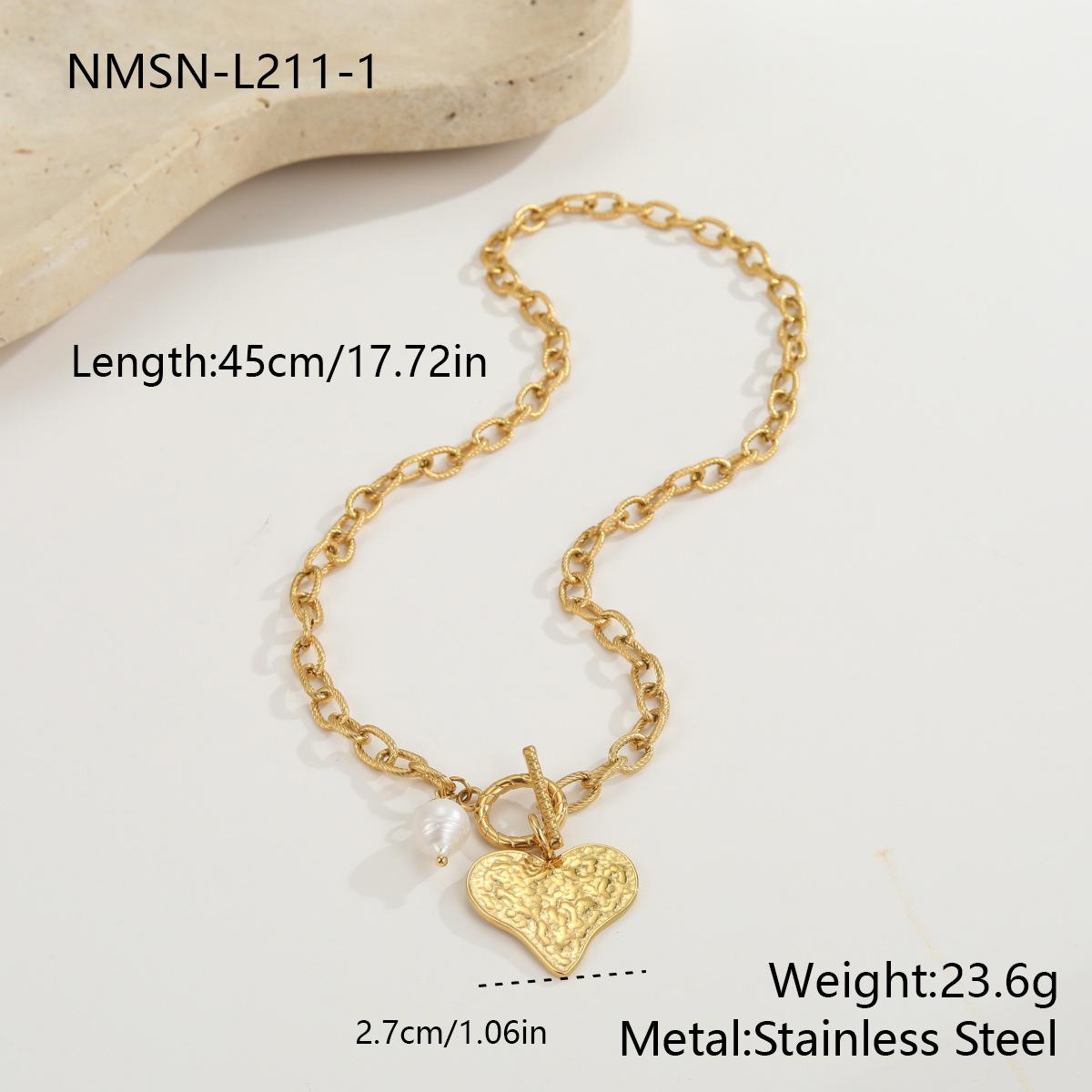 GEMCHIC Women s Hammered Heart Pendant Necklace with Pearl Gold Plated Stainless Steel Chain
