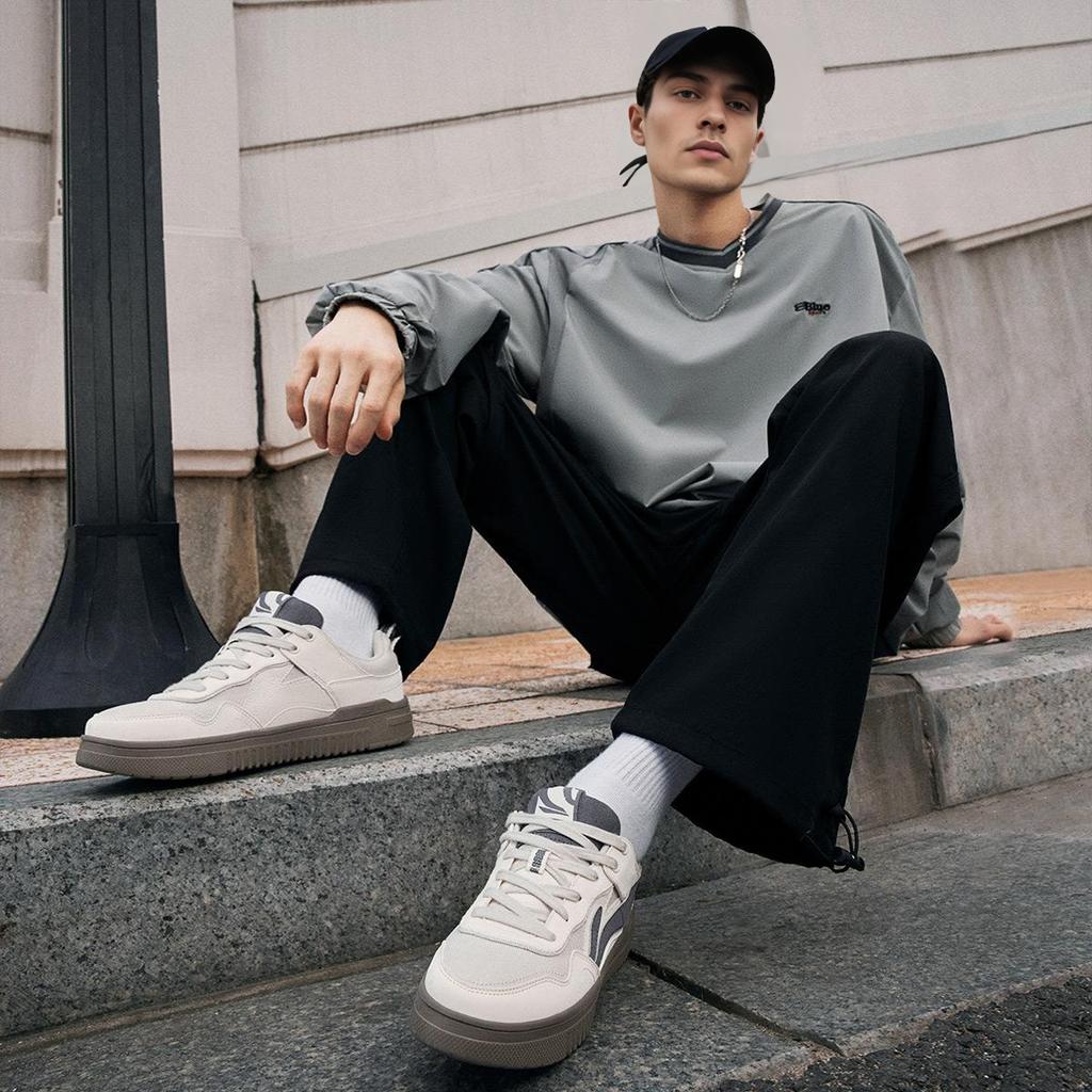 Li-Ning Qingyun Komfortable Allsidige Sklisikre Slitesterke Pustende Lavsko Skatesko Herre Sneakers Hvit Grå AGCT297-1
