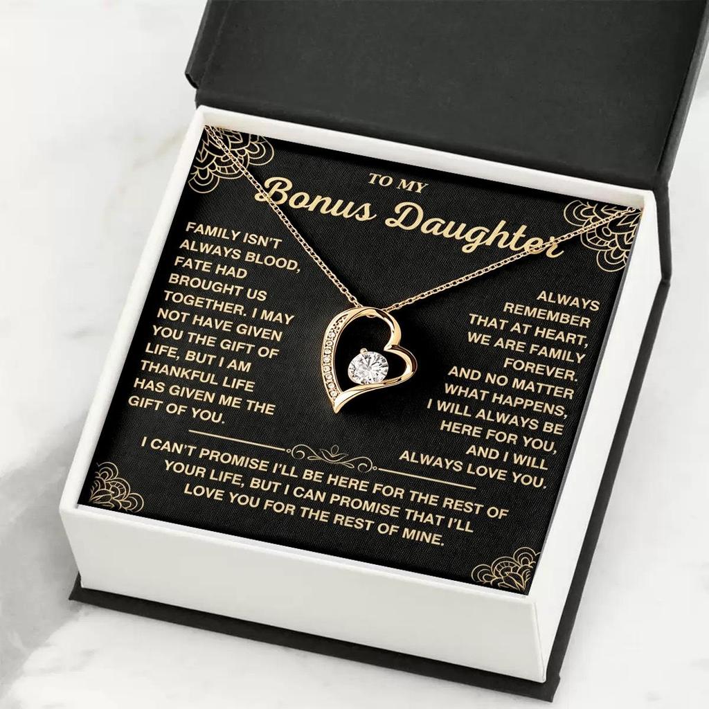 Love Heart Rhinestone Necklace for Bonus Daughter - Elegant Heart-shaped Clavicle Chain with Deluxe Gift Box