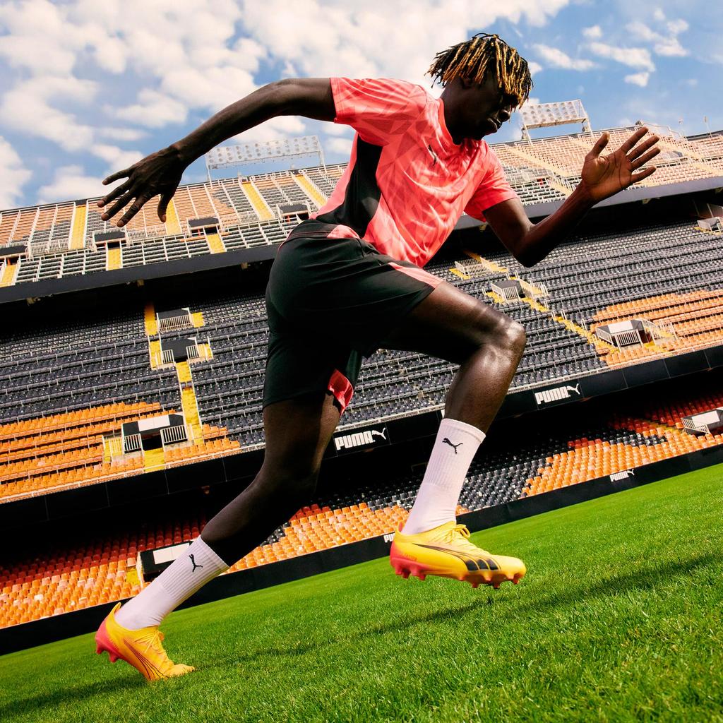 Puma Ultra Ultimate 10774403 03 Glow Soccer Cleats Size 03 FG/AG Sunstream/Puma Black/Sunset 29.0