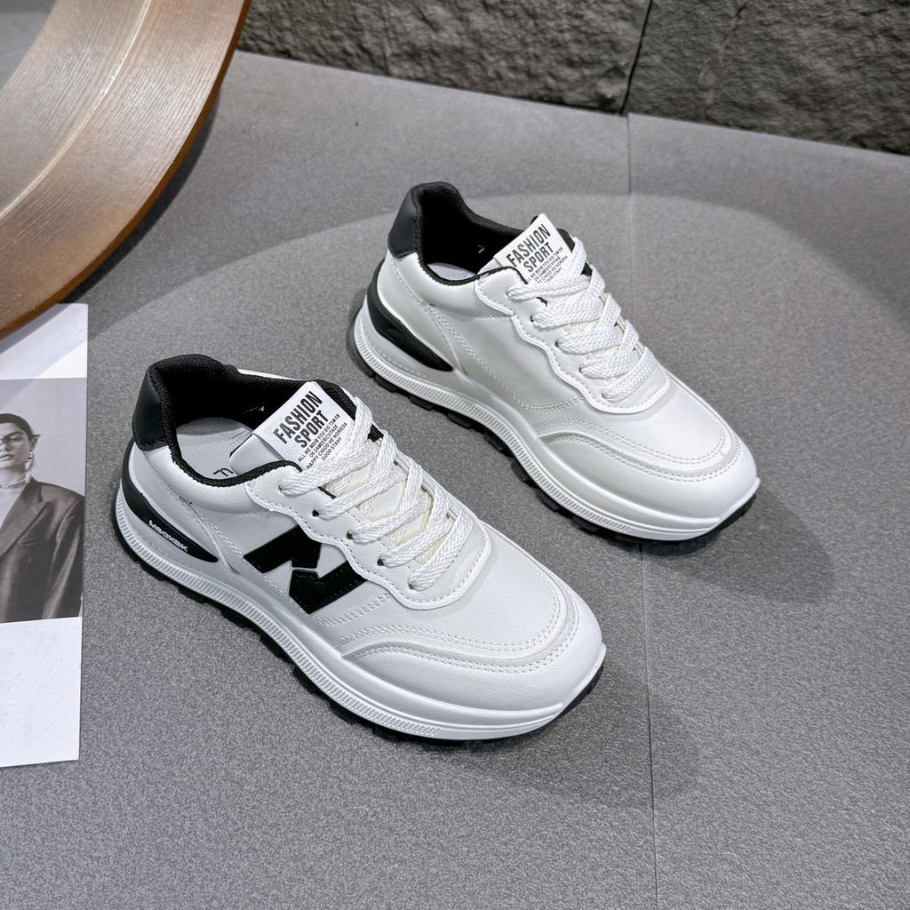 Damenschuhe treten auf Scheiße Mesh atmungsaktive Sneaker Damen 2025 Herbst neu vielseitig weiche Sohle leicht Forrest Gump Laufschuhe