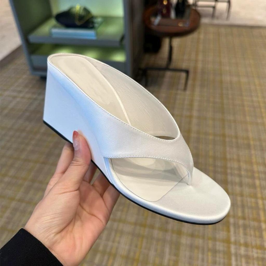 Fashion 2025 Summer New Pointed Women's Thick Bottom Slope Heel Slippers Fashionable and Comfortable Casual Women's Sandals