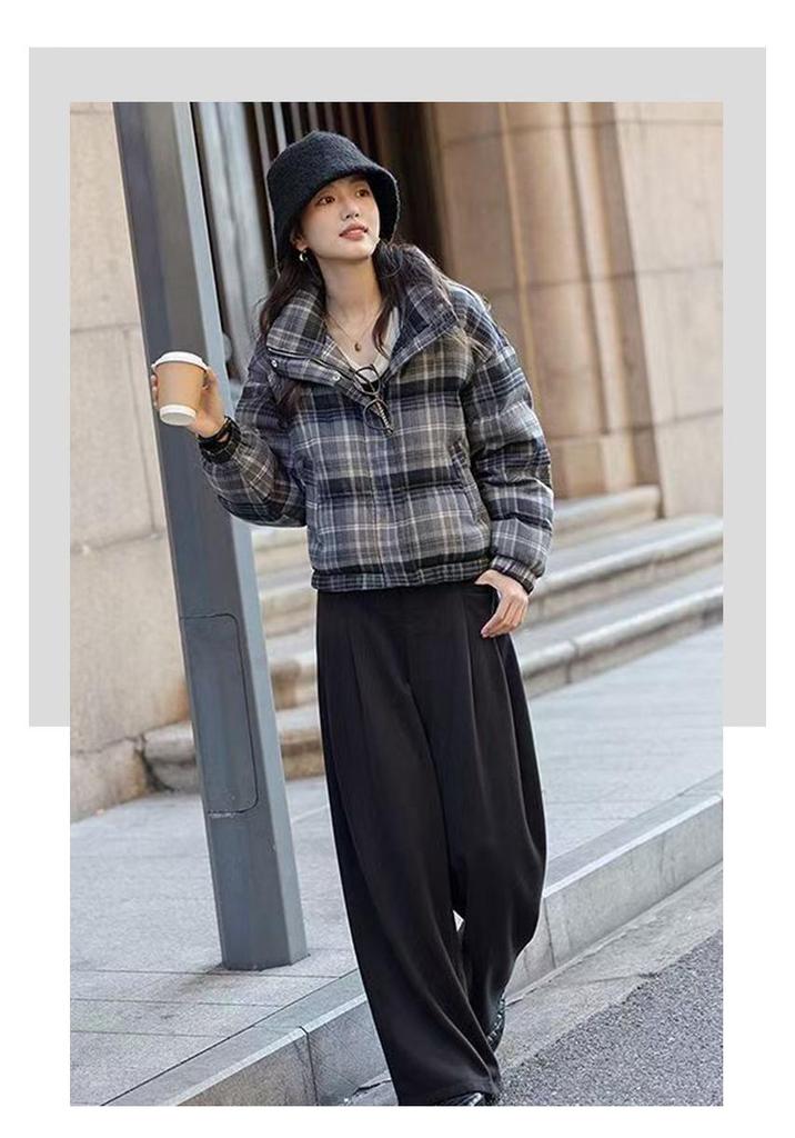 2026 Women's Winter Retro Plaid Cotton Jacket - Short, Thick, Stand Collar, Loose Fit, Warm Outerwear for Petite Students
