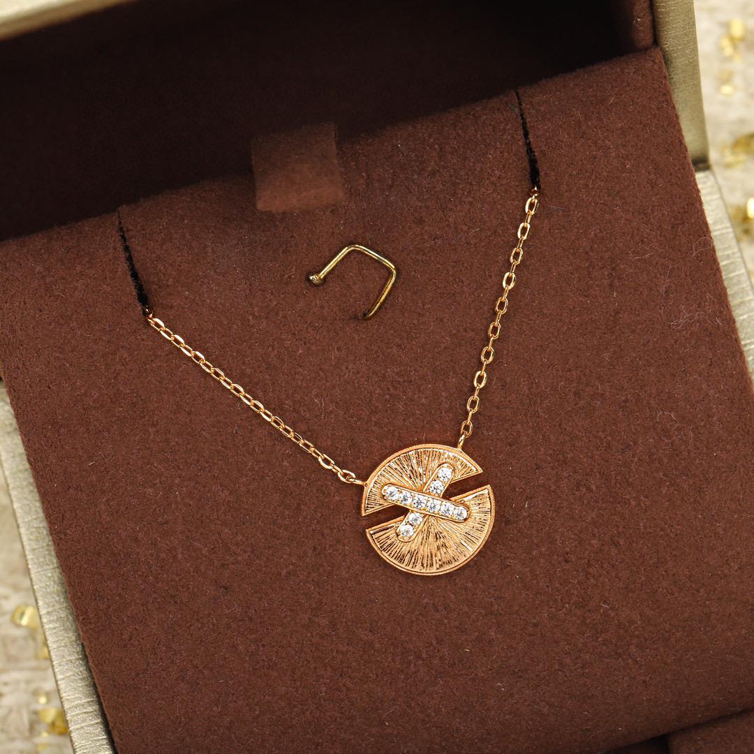 

Винтажное колье для женщин горячего бренда, роскошные украшения для женщин, дизайнерская подвеска, чистое серебро 925 пробы, вечерние колье с крестом белый