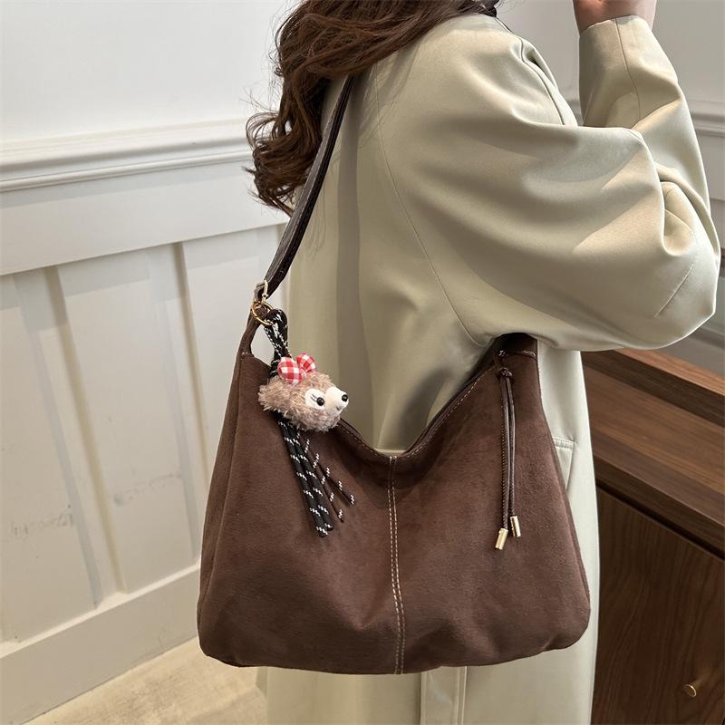 Retro Bag Female Tote Bag Large Capacity Autumn and Winter Foreign Style Oblique Span 2025 New Leisure Work Commuter Bag
