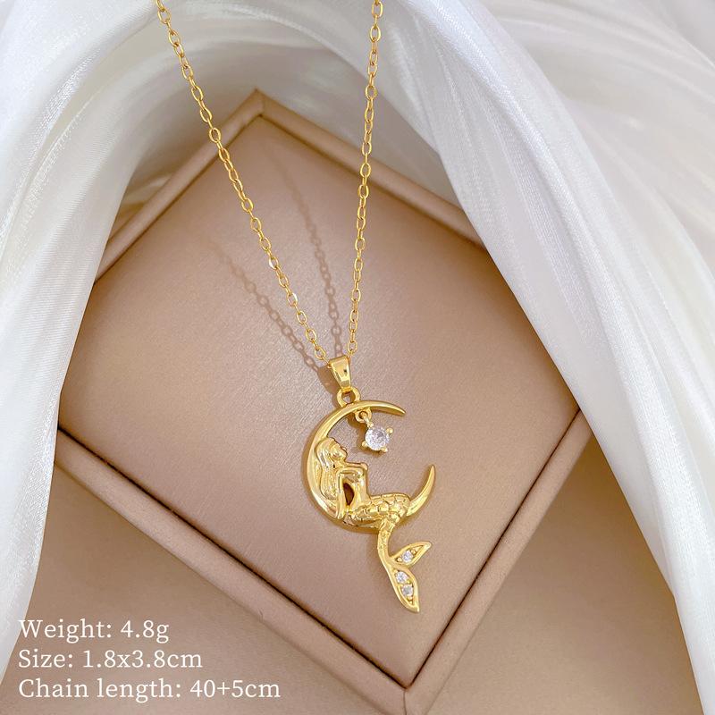 Light Luxury Moon Full Of Diamonds Micro-Inlaid Design Temperament Shining Necklace Female, Simple Pendant