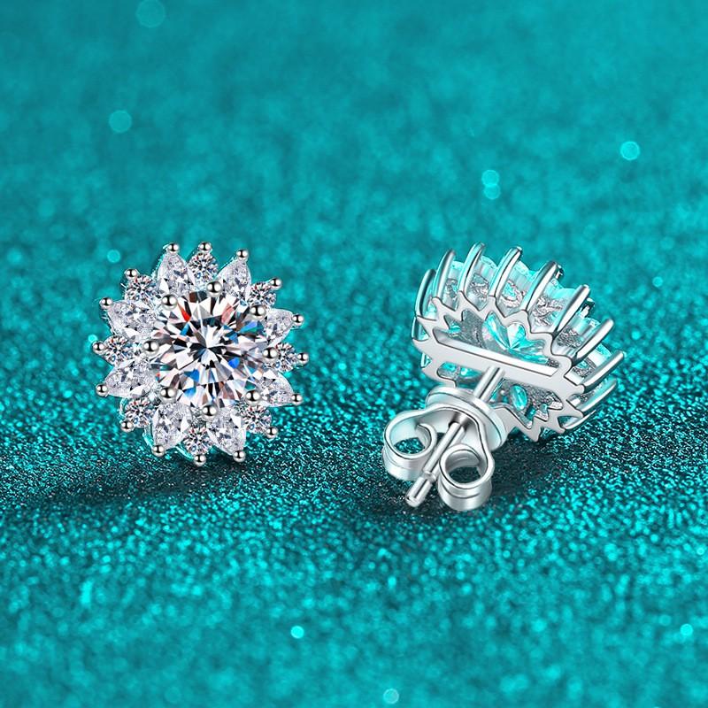 Sterling Moissanite Sunflower Stud Earrings Women Lightweight Luxury Minimalist Daily Wear