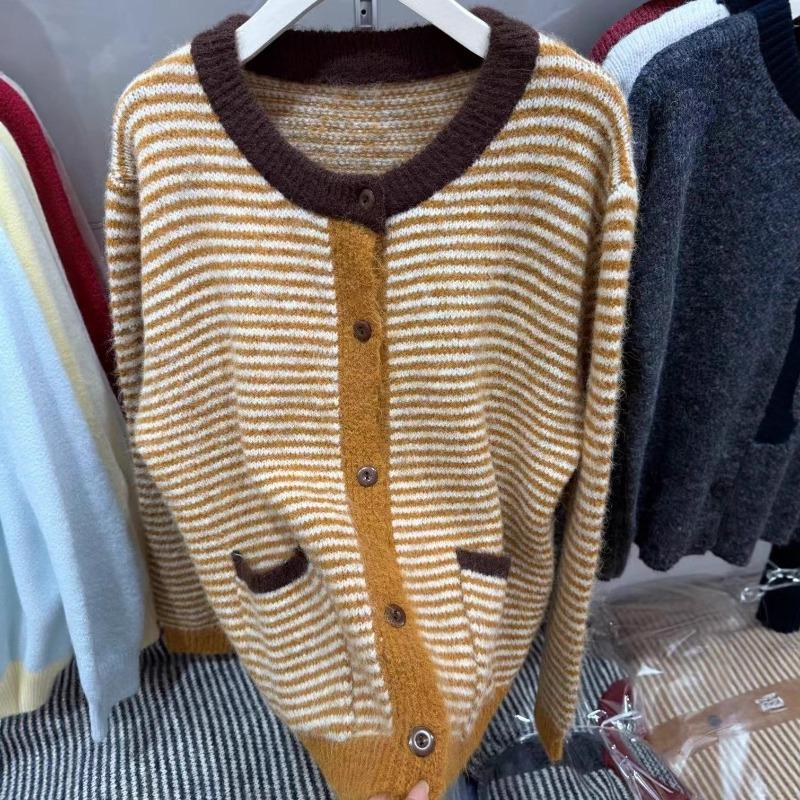 New Autumn and Winter Retro Stripes Contrasting Color Design Sense Long Camel Hair Knitted Cardigan Pocket Sweater Jacket Women