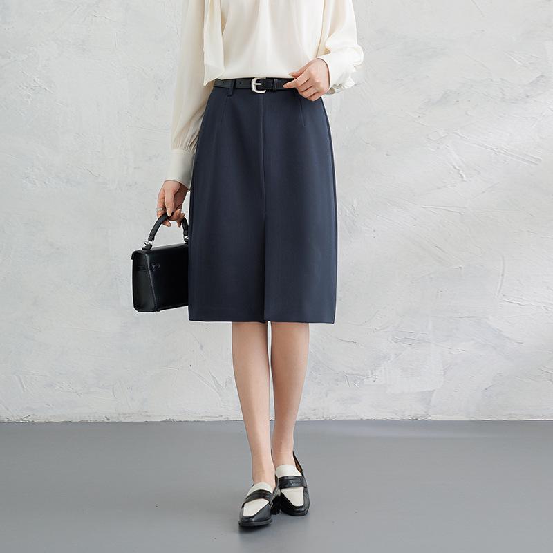 2026 Spring Women's High Waist Slimming Pencil Skirt – Versatile Mid-Length Professional Style with Slit.