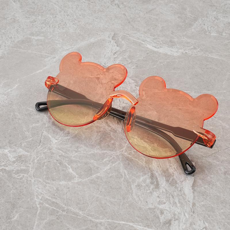 

2025 Little Bear Children s Sunglasses Gradient Multi Color Cartoon Shaped Resin Children s Sunglasses Frameless оранжевый