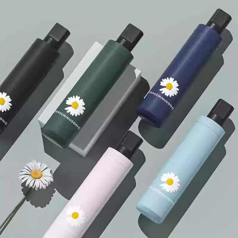 

Зонт от солнца и дождя тройного сложения «Дейзи»: Черный клей Анти-УФ Зонт от солнца для мужчин, женщин и студентов 97*67cm