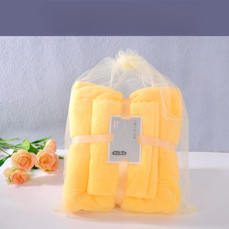 Mother and Child Bath Towel Set: Absorbent, Quick-Drying, Perfect Gift for Wedding and Special Occasions.