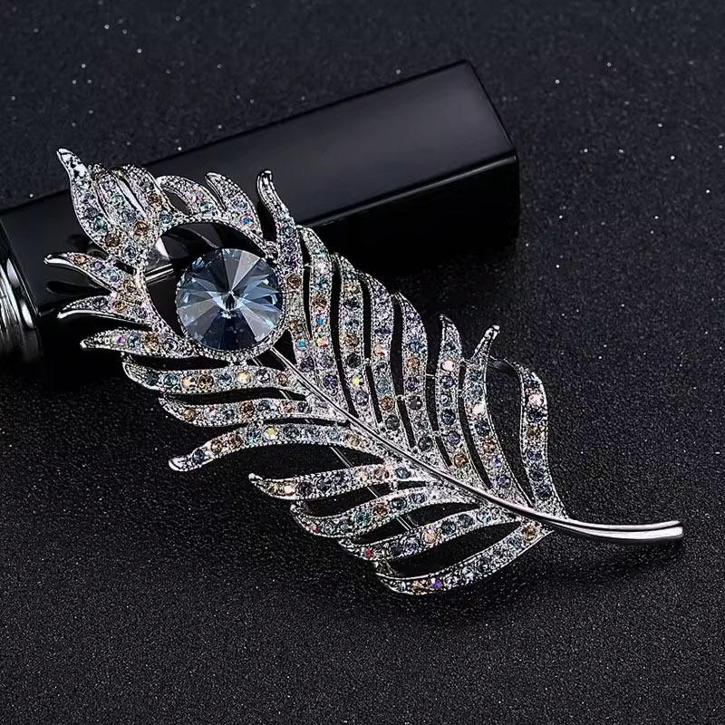 Atmospheric Feather Brooch High-End Female Luxury Temperament Crystal Brooch Light Luxury High-End Pin Suit Accessories