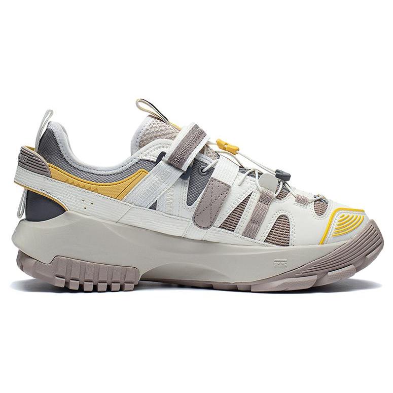 New LiNing CF Linchuan V2 Dream Theme Show Model Anti Slip Wear Resistant Low Top Sports Casual Shoes Ecru Gray AGLS225-1