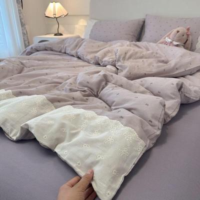 Biancheria da letto – Completi lenzuola e set da letto
