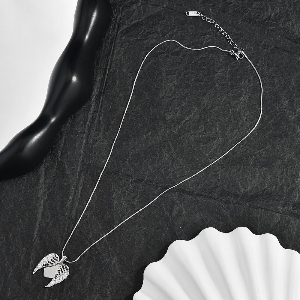 Open and Close Love Necklace for Women, Fashionable and Versatile Exquisite Accessories Gifts