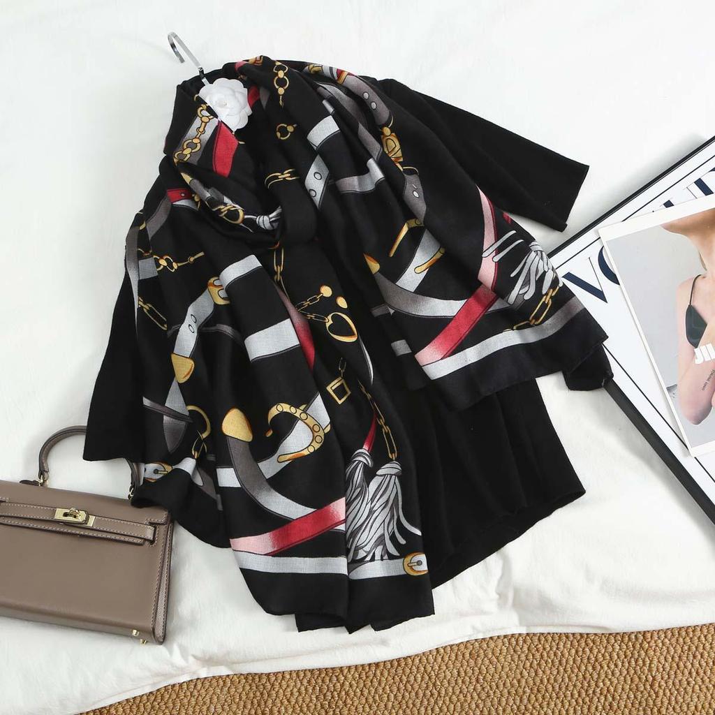 European & American Retro Leather Buckle Chain Print Women's Silk Scarf - Spring/Autumn Fashion Accessory