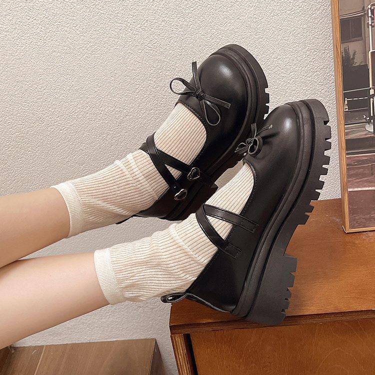 Fashion Sweet Heart-Shaped Buckle Lolita Shoes Women Patent Leather Platform Mary Janes Woman Metal Decoration Chunky Heels Pumps 2025