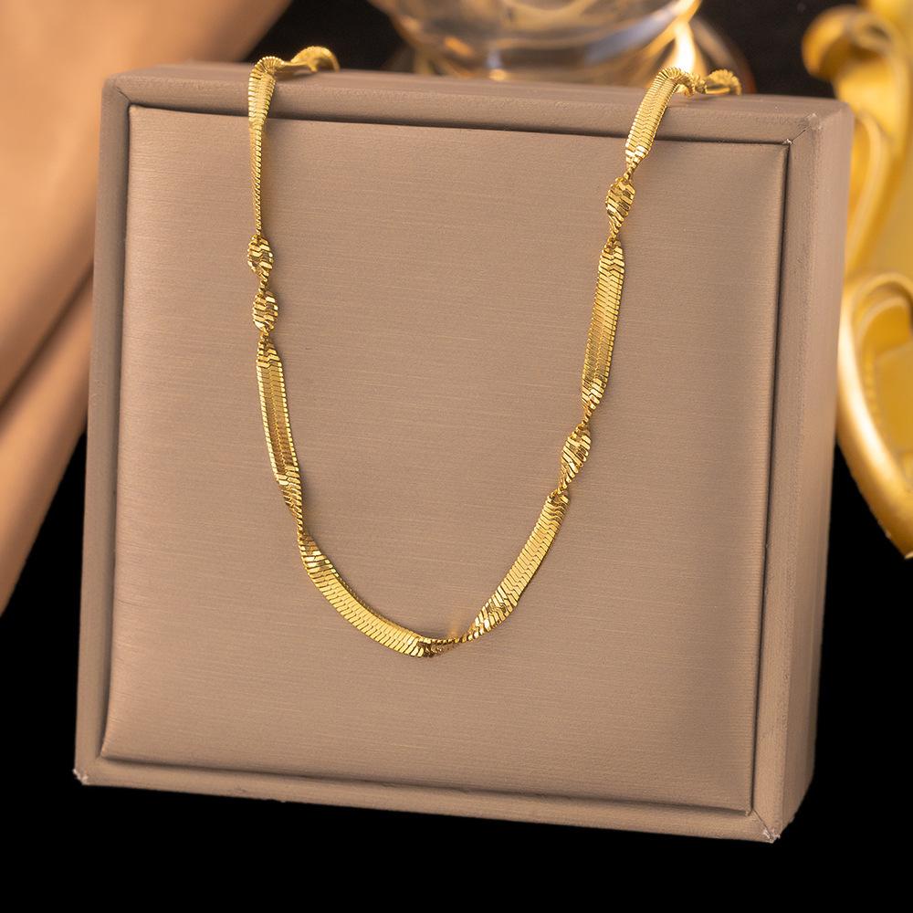 French Titanium Steel Heart Choker Necklace And Bracelet Set Sweet Peach Heart Tassel Design Women Jewelry