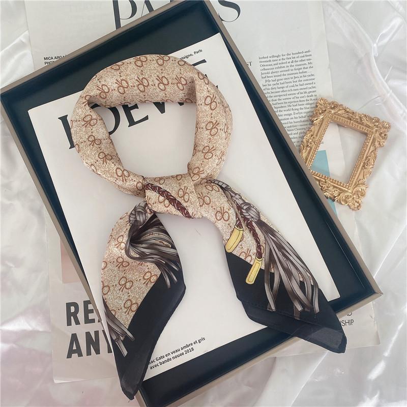 Luxury Desig Cashew Print Square Scarf Women’s Summer Breathable Silk Bandanna Luxury Female Neckerchief Fashion Hijab Gift 70cm