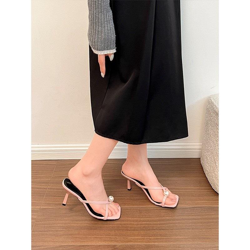 French high-heeled sandals women wear 2025 summer Internet celebrity super fire fairy style high-end sense pearl square head flip-flops