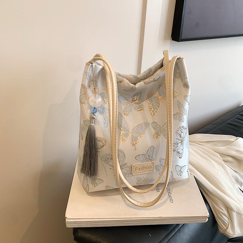 Women's bag Underarm bag Premium underarm bag 2025 New embroidery bucket bag Fashion shoulder bag