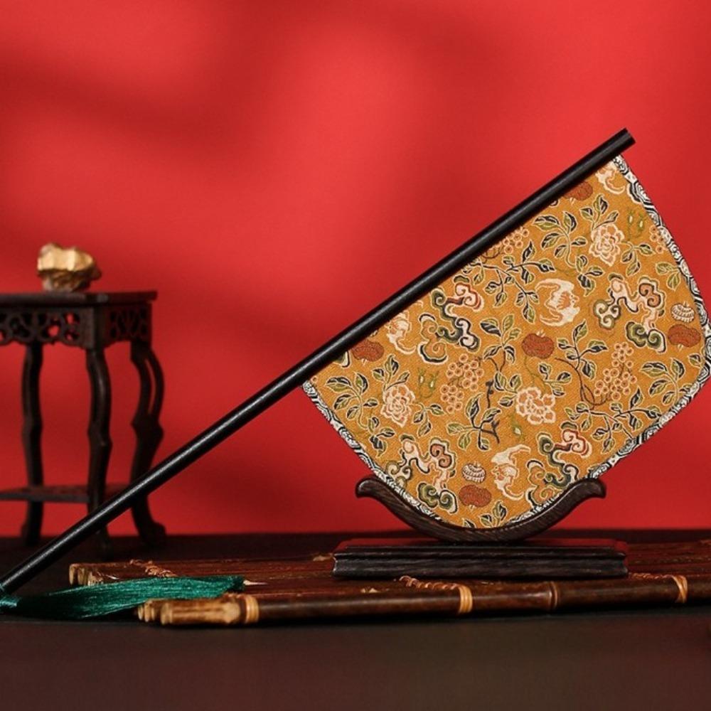 Exquisiter Fächer im chinesischen Stil Klassischer dekorativer Fächer Tragbarer Handwerksfächer Sommer