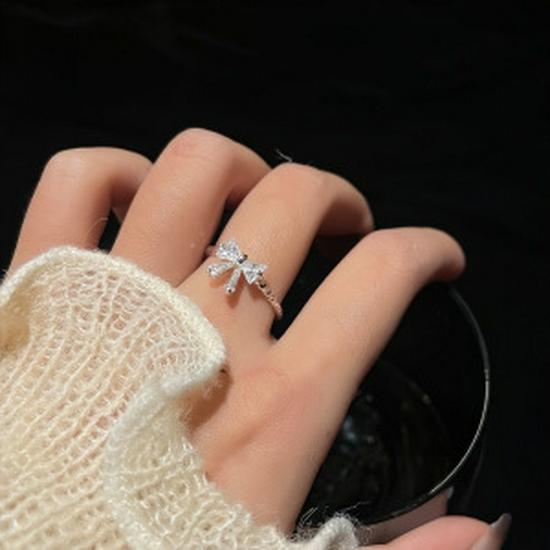Stylish Zircon Bow Ring: Fashionable Index Finger Jewelry