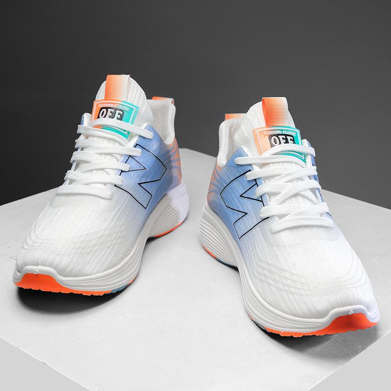 Удобные студенческие кроссовки — фото 4