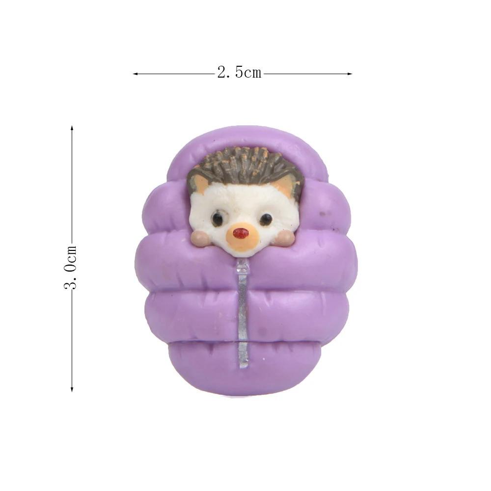 Mini Hedgehog in Sleeping Bag Ornament Miniature Figurines Gift Toy for Kids Children Baby Room Desk Garden Home Decoration