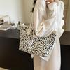 Elegant Large Capacity Leopard Print Tote Bag For Women Trendy Summer Shoulder Bag