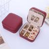 Compact Zippered Jewelry Box with Mirror – Stylish Travel Case for Rings, Earrings, and Accessories