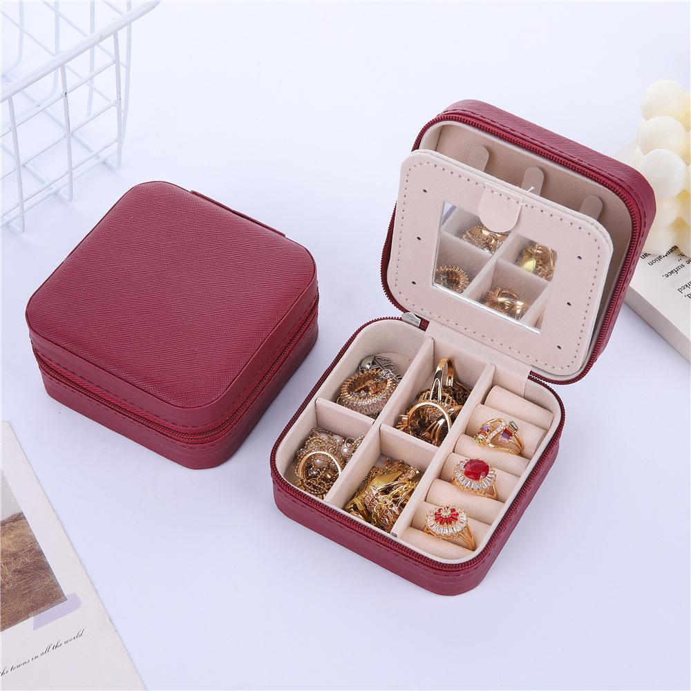 Compact Zippered Jewelry Box with Mirror – Stylish Travel Case for Rings, Earrings, and Accessories