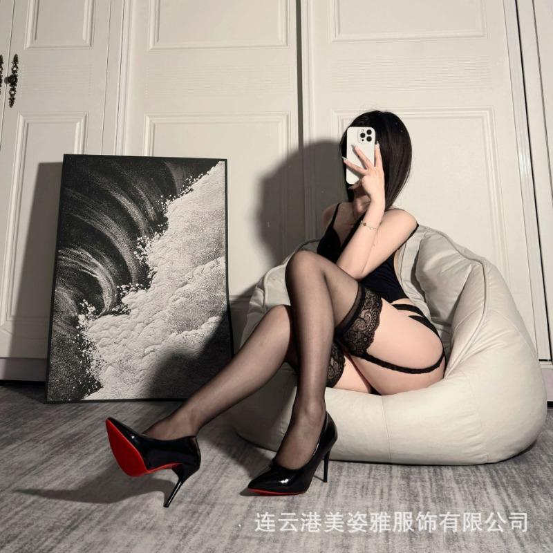 New Sex Stockings Lace Suspenders Integrated Ultra-thin Pure Knee Stockings with Foot Socks Long
