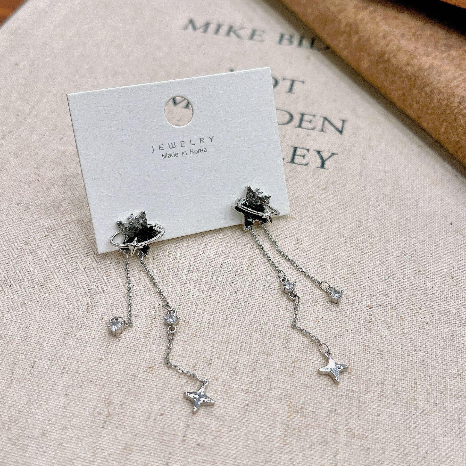 

Элегантные серьги-кисточки в форме звездочек из черного кристалла — изысканный, легкий и роскошный дизайн для женщин E0769, Five-pointed Star Earrings чёрный