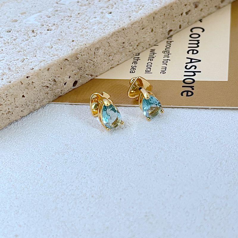 Minimalist Luxury Zircon Stud Earrings