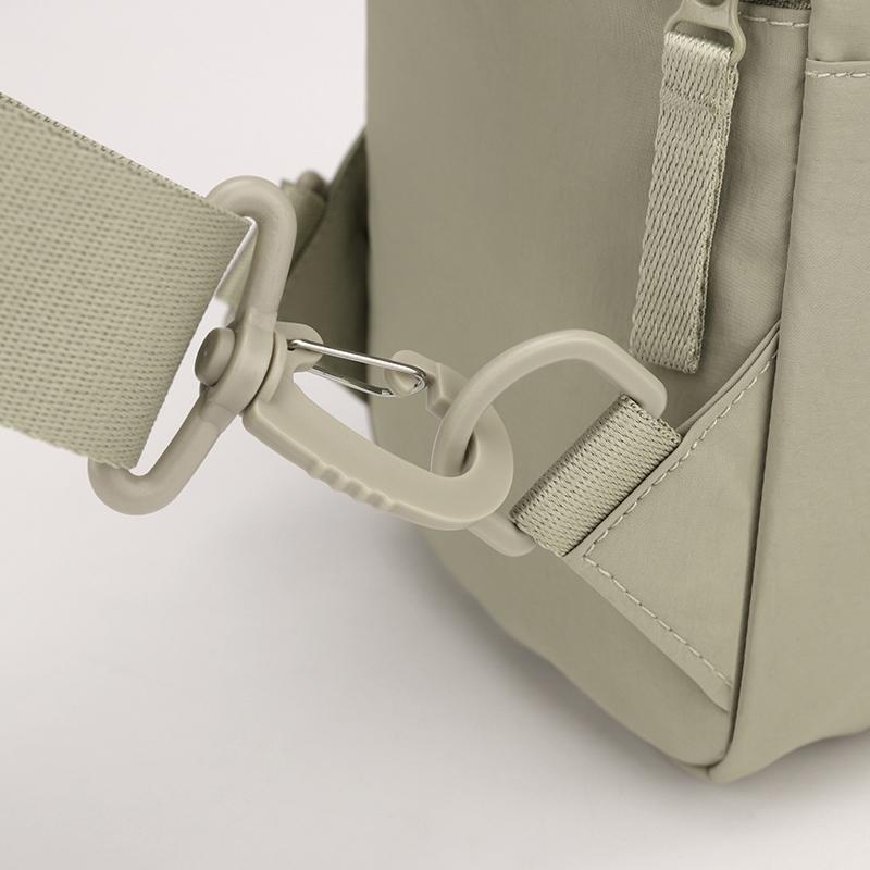 Outdoor Multi-Compartment Men's Chest Bag Solid Color Crossbody Bag