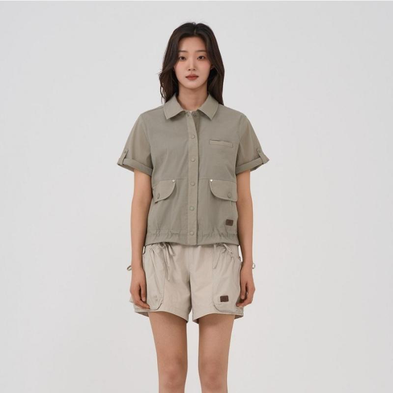 W String Short Sleeve Shirt