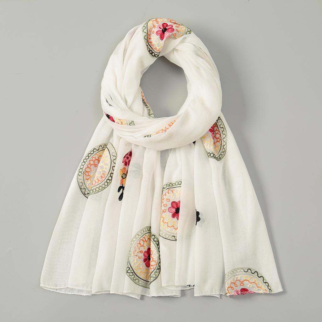 New Floral Cotton Scarf Women Thin Flower Embroidered Shawls And Wraps Foulard Hijab Stoles Vintage Sunscreen Scarves