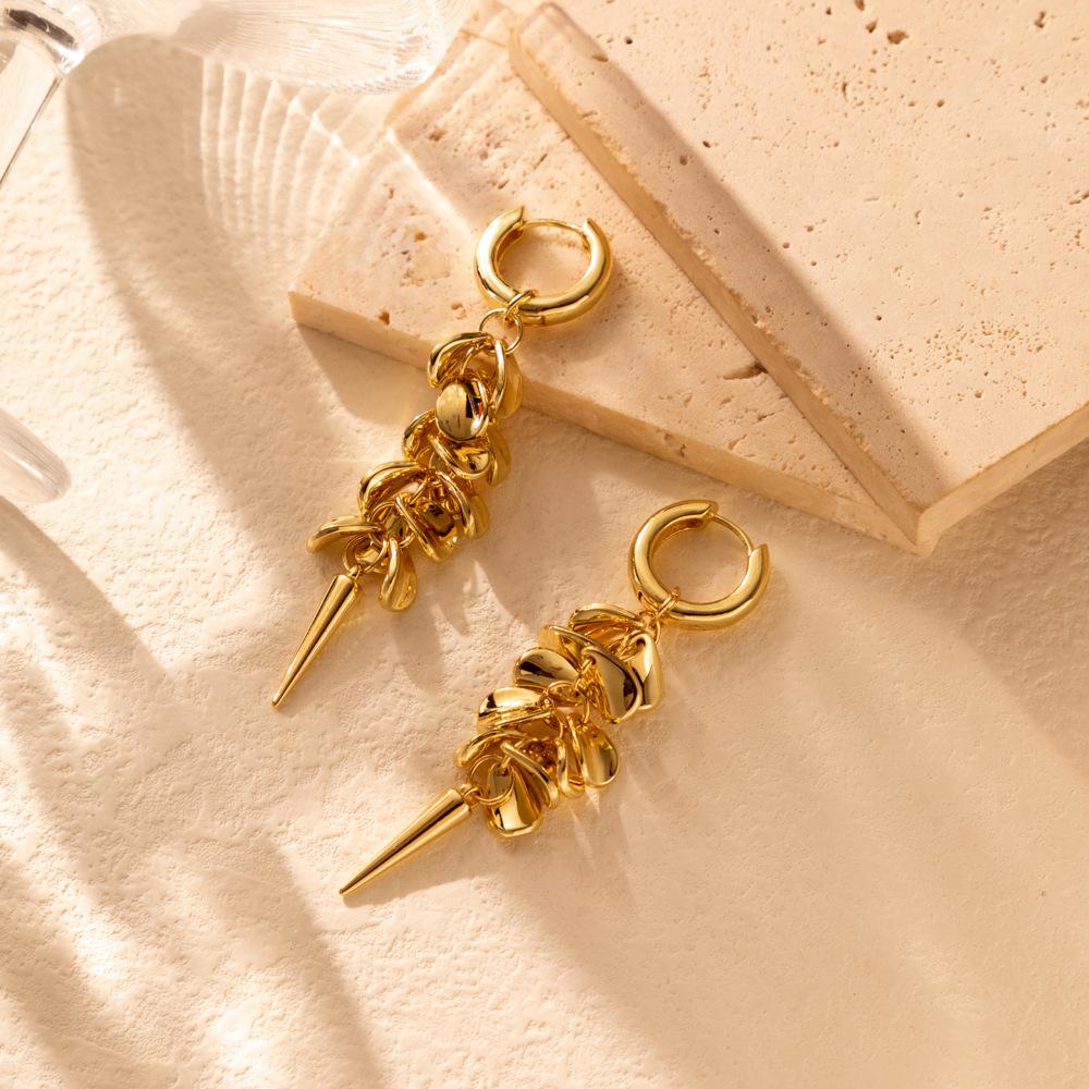 Gold Alloy Fashionable Geometric Earrings For Women 2023 Winter Style