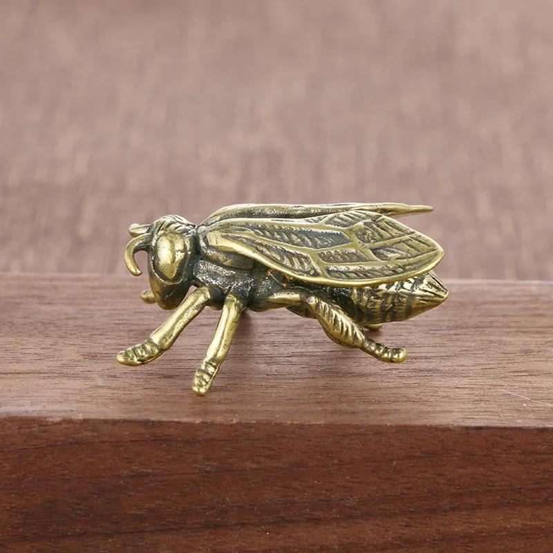 Fly Ornament Insect Honey Bee Figurines Miniatures Tea Pet Funny Crafts Collection Desktop Small Ornaments Home Decoration Craft