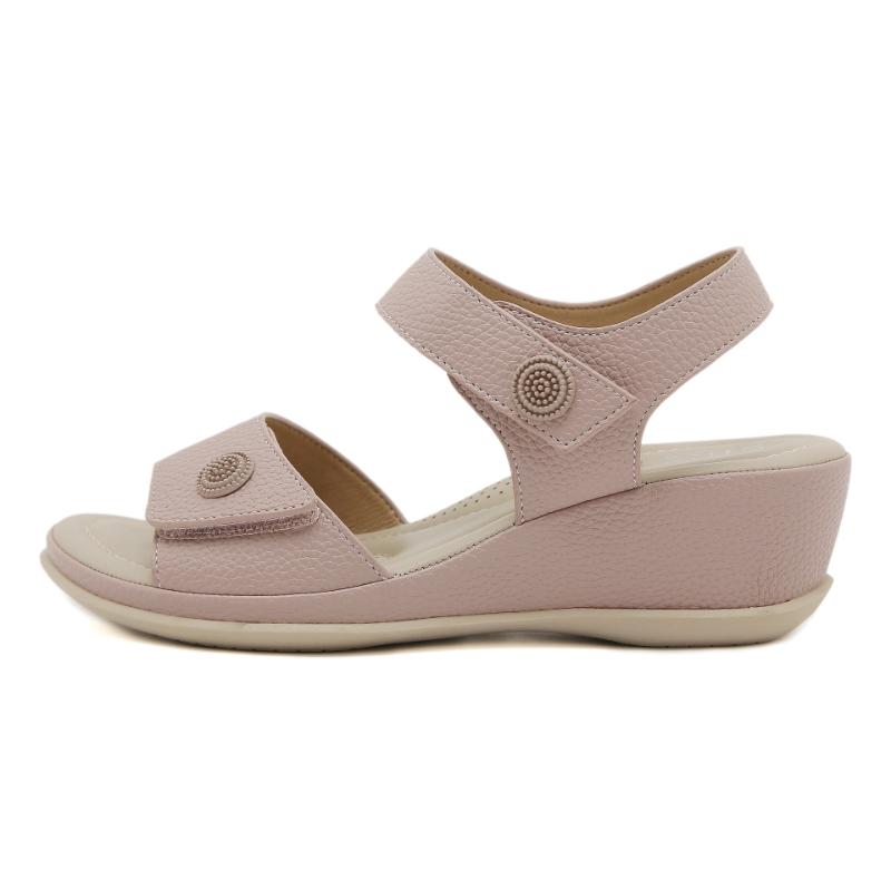 European And American New Summer Outdoor Leisure Button Simple Heel Beach Sandals Comfortable Mother Shoes Soft Leather