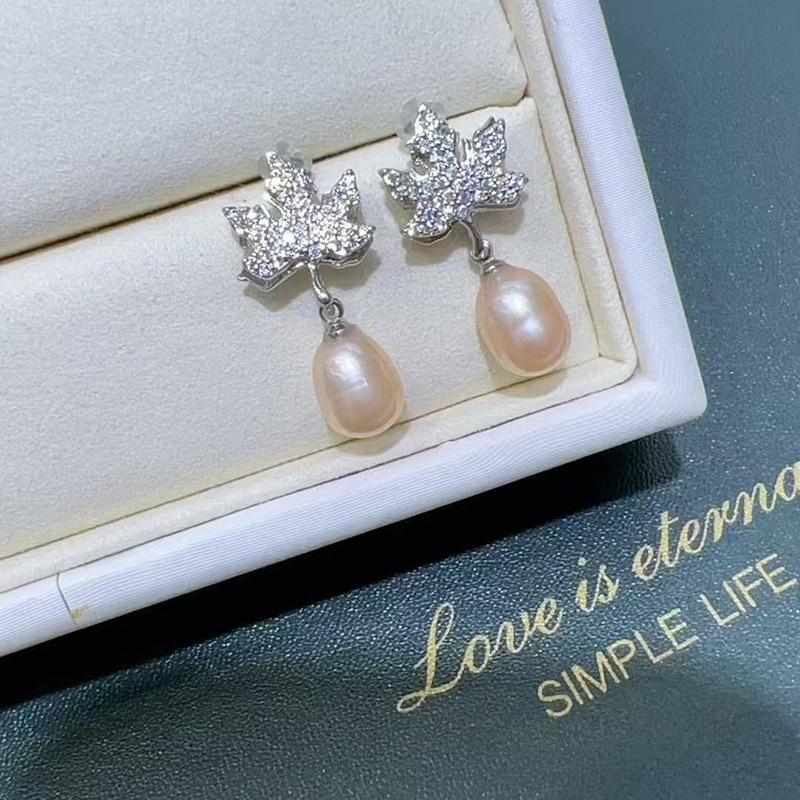 Trendy Maple Leaf Diamond & Pearl Water Drop Earrings for Women - Elegant Face-Shaping Design