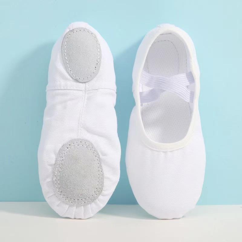 Women's Kindergarten Winter Dance Shoes - Lace-Free, Cat Paw Design for Students