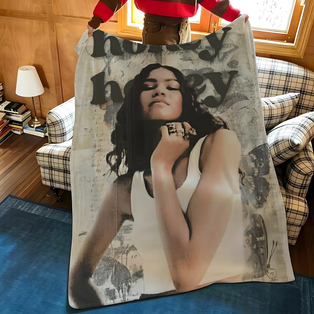 Superstar Z-Zendaya Throw Flannel Cozy Print Blanket, Portable, Durable Machine Washable Cute Cool