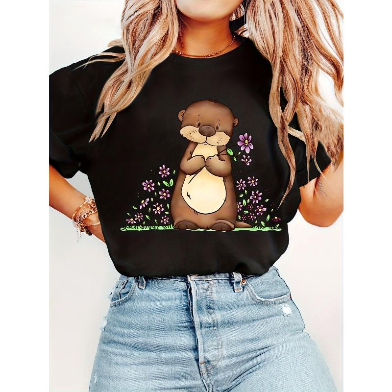 Women'S Winter Otter Holding Purple Flowers Printed Crew Neck Short Sleeve T-Shirt | Comfortable, Soft, Fashionable, Elegant, Vintage Style