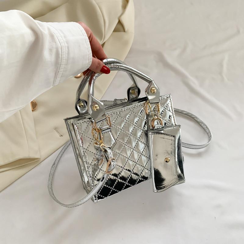 Trendy Shoulder Handbag Stylish Square Bag With Spacious Design For Daily Use