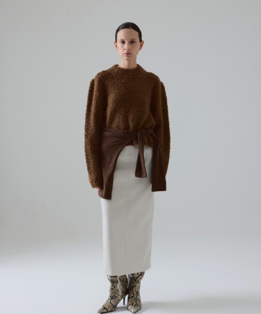 Owaiwai Leather Long Cutout Skirt_Cream