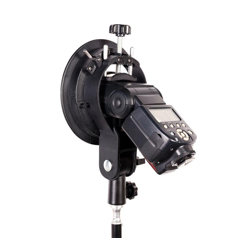 Universal Flash Bracket Mount Adapter with Hand Grip Adjustable for Speedlite Snoots Flash Softbox Photography Umbrella